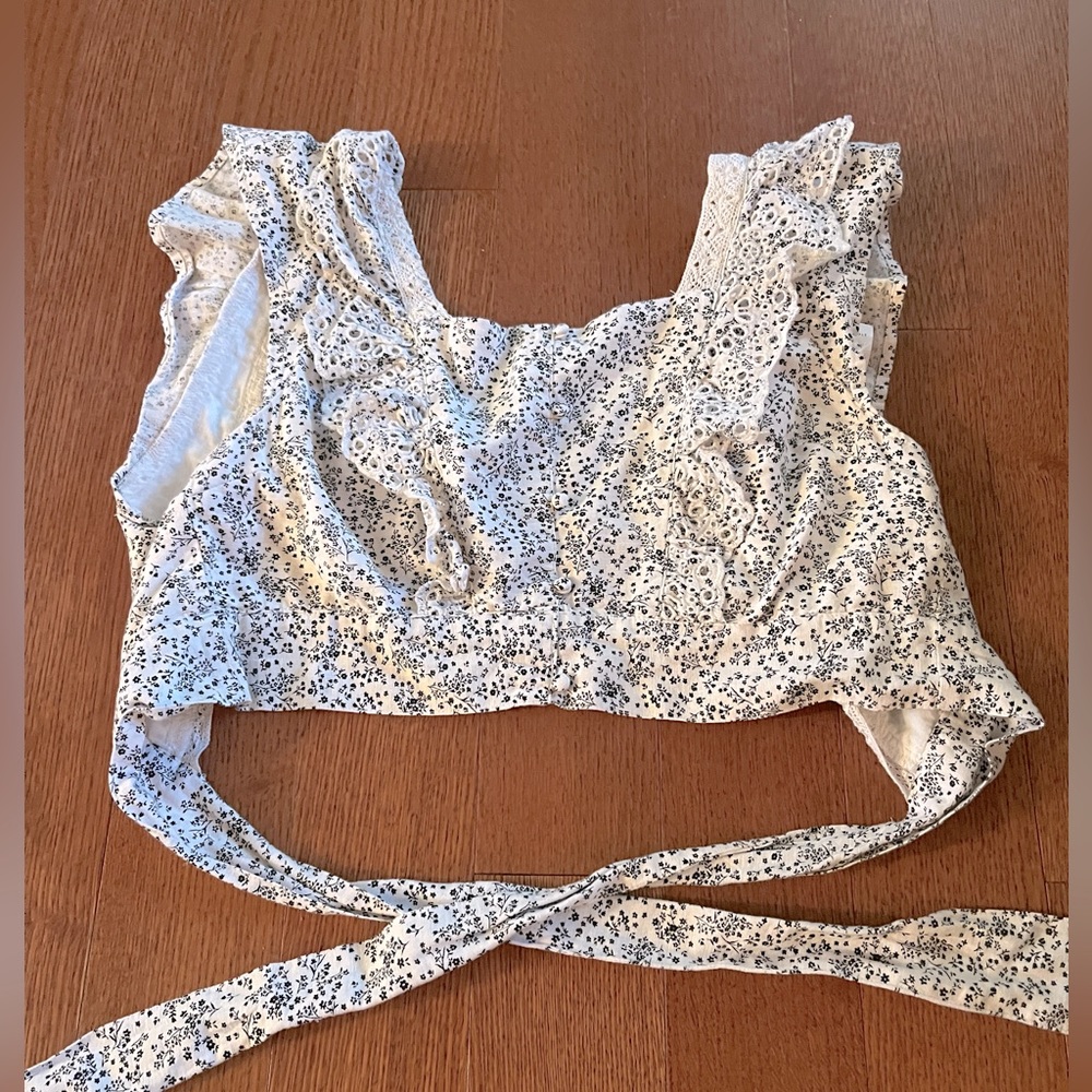 hollister top